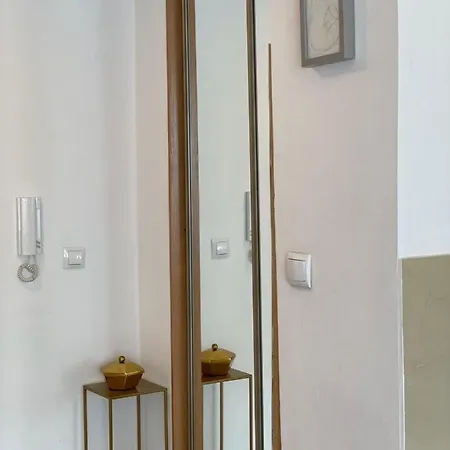 شقة Vicky - New Centrum Srodmiescie