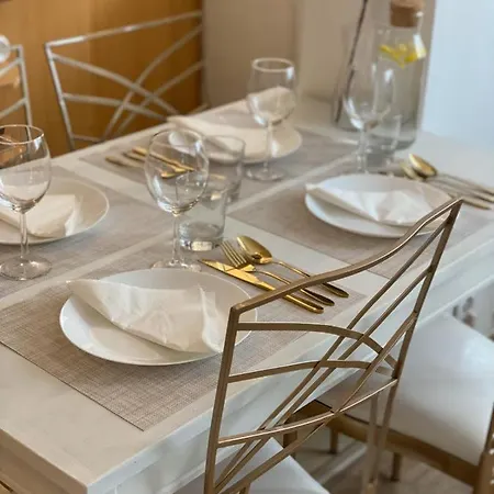 Vicky - New Centrum Srodmiescie *