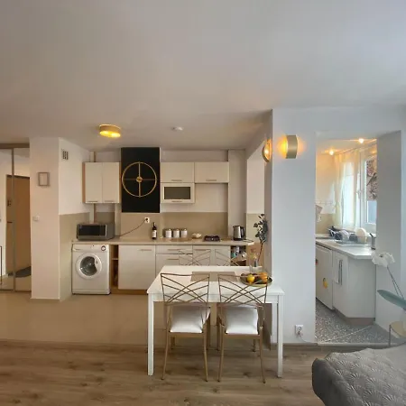 Vicky - New Centrum Srodmiescie * Warszawa