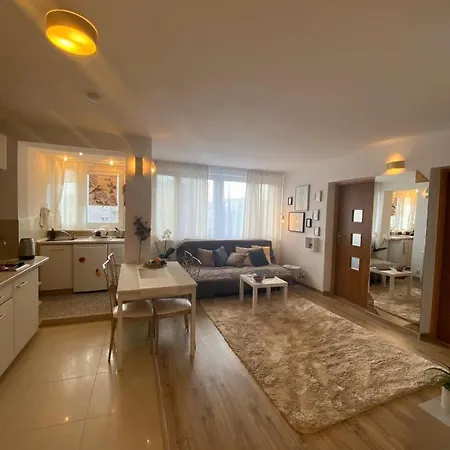 Vicky - New Centrum Srodmiescie Warschau